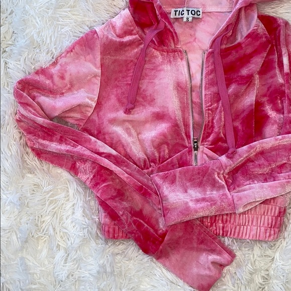 Velvet Tie Dye Cropped Jacket - Picture 4 of 5